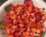 Foto del passaggio 2 della ricetta Pappardelle al sugo di fragole