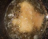 A picture of step 5 of Upwas ke pakoda and peanut chutney.