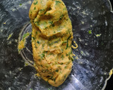 कोथमीर बडी(Kothimbir Vadi Recipe in hindi) रेसिपी चरण 2 फोटो