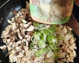 Foto langkah ke 4 dari resep Isian Ayam untuk Bacang.