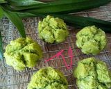 Foto langkah ke 6 dari resep Bolu Kukus Pandan eggless.