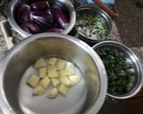 રીંગણ મેથી વટાણા બટાકાનું શાક (Ringan Methi Vatana Bataka Shak Recipe In Gujarati) રેસીપી સ્ટેપ1ફોટો