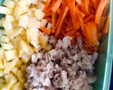 Foto langkah ke 1 dari resep Lumpia (ayam,wortel,kentang).