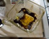 A picture of step 6 of Chocoflan (Impossible Cake).