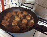 Foto del paso 2 de la receta: Albóndigas con guisantes