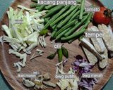 Gambar langkah 1 resipi Kacang Panjang ikan masin goreng.