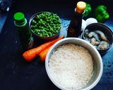 A picture of step 1 of Chinese Prawn Rice😋.