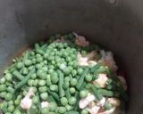 A picture of step 2 of Cauliflower French Beans and Green Peas Curry.