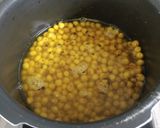 A picture of step 2 of Aloo tikki chaat.