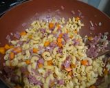 Foto langkah ke 3 dari resep Triple Cheese Macaroni.