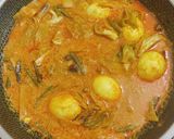 Foto langkah ke 6 dari resep Gulai Kol, Kacang Panjang dan Telur.