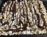 A picture of step 4 of Hot chocolate popcorn.