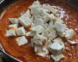 A picture of step 7 of Mutter paneer makhanwala.
