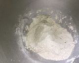Une image de l'étape 2 de Pâte sablée à la farine de sarrasin au lait concentré.
