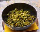 સુવાની ભાજી અને મગ દાળ નું શાક.(Dill Leaves Moongdal Recipe in Gujarati) રેસીપી સ્ટેપ3ફોટો