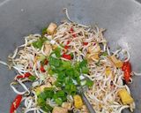 Foto langkah ke 4 dari resep Tauge Cah Tahu.
