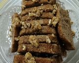 A picture of step 6 of Cinnamon Cake molded with Wallnuts.