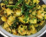A picture of step 5 of Spicy Aloo Methi Sabzi.