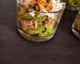 Une image de l'étape 3 de Verrines de thon avocat 🥑 et chèvre frais.