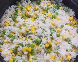 Sajtos-tejszínes csirkemell zöldséges rizzsel, salátával recept fázis 2 fotója