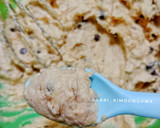 Foto langkah ke 4 dari resep Banana Choco Chips Soft Cookies.