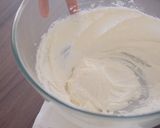 A picture of step 6 of Cream Cheese Topped Strawberry Muffin.
