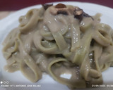 Foto del paso 5 de la receta: Fetuccini de espinacas con salsa de setas