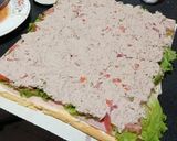 Foto del paso 2 de la receta: Pionono de atún con jamón, queso, tomates y lechuga