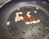Foto del paso 3 de la receta: Judías verdes al ajillo con zanahoria