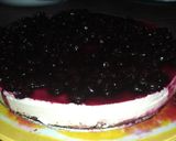 Foto del paso 7 de la receta: Cheesecake de arándanos con base de chocolate (sin horno)