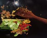 Foto langkah ke 4 dari resep Santan daun singkong.