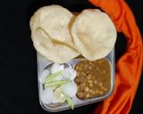 છોલે ભટુરે(chhole bhature Recipe in gujarati) રેસીપી સ્ટેપ7ફોટો
