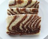 Foto langkah ke 7 dari resep Bolu Kukus Zebra.