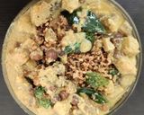 A picture of step 4 of Kuttu curry (Kerala sadhya).