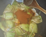 Foto del paso 4 de la receta: Guiso de alcachofas con salsa de tinta de sepia
