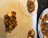 Foto del paso 2 de la receta: Empanadillas de carne y huevo duro