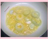Foto langkah ke 3 dari resep Udang goreng saus tiram.