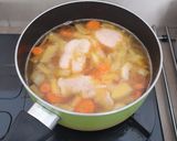 Foto langkah ke 6 dari resep Sup Bola-bola Udang.
