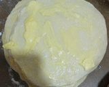 Foto langkah ke 3 dari resep Homemade Buttery Croissant.