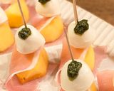 A picture of step 3 of ★Persimmon pinchos ★.
