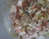 Foto del paso 1 de la receta: Arroz trifásico (pollo, cerdo y carnes frias)