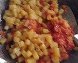 Foto langkah ke 5 dari resep Balado Kentang vs Teri.