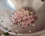 A picture of step 3 of Methi paneer malai curry.