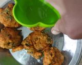 A picture of step 3 of Arabic style pakory.
