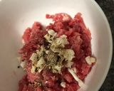 Hình bước làm 1 của món Cơm trộn sốt gochujang thịt bò bằm