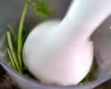 A picture of step 2 of Green raita.