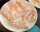 A picture of step 3 of Creamy garlic chicken.