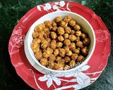 A picture of step 4 of Gud Makhana/ Fox nuts with Jaggery.