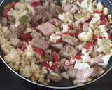 Foto del paso 2 de la receta: Arroz con costillas de cerdo y coliflor