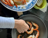 Foto del paso 1 de la receta: Brocheta de langostinos y vieiras